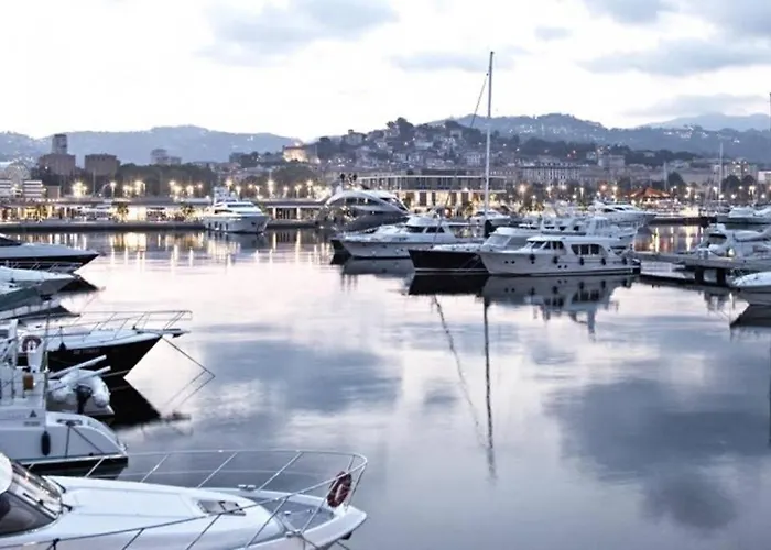 Apartman Casa Retro Historic Center - Mytouristhome La Spezia